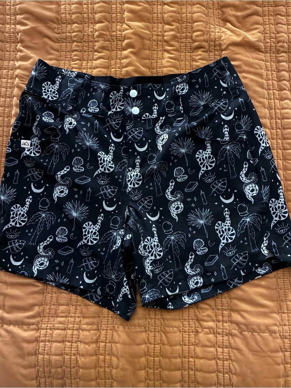 Wild Rye Riley 7” bike short-           WITCHY WOMAN
US size 6